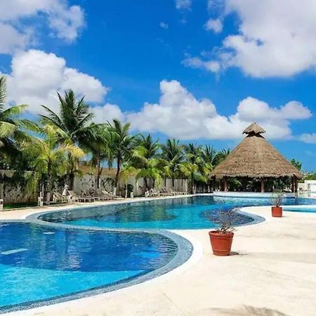 Home & Office Cancun Pool Экстерьер фото