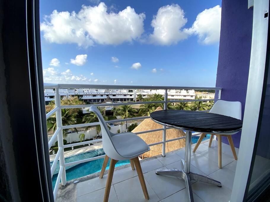 Home & Office Cancun Pool Экстерьер фото