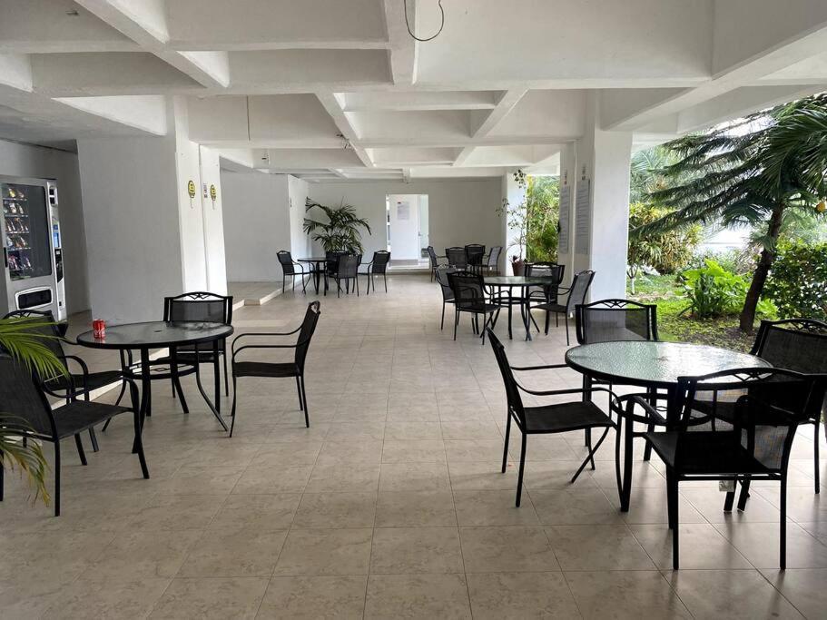 Home & Office Cancun Pool Экстерьер фото