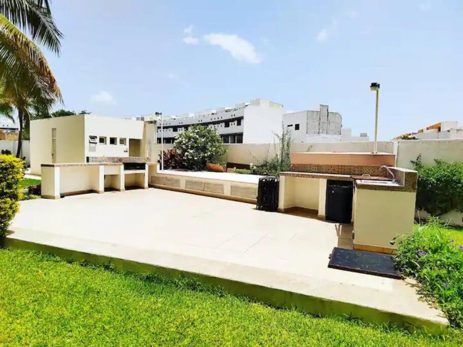 Home & Office Cancun Pool Экстерьер фото