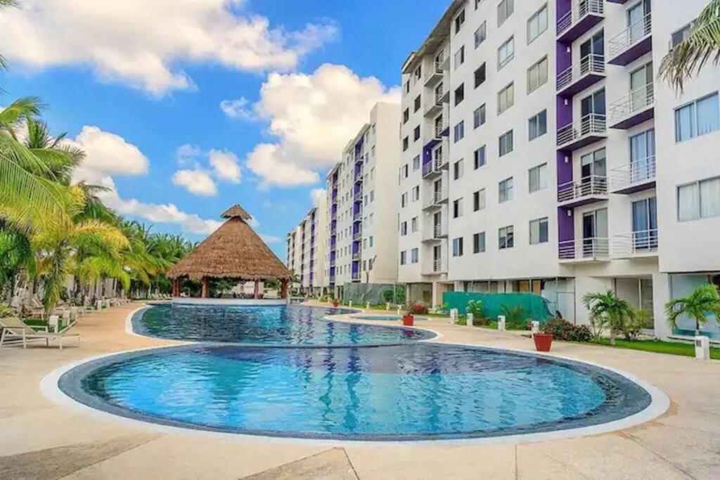 Home & Office Cancun Pool Экстерьер фото